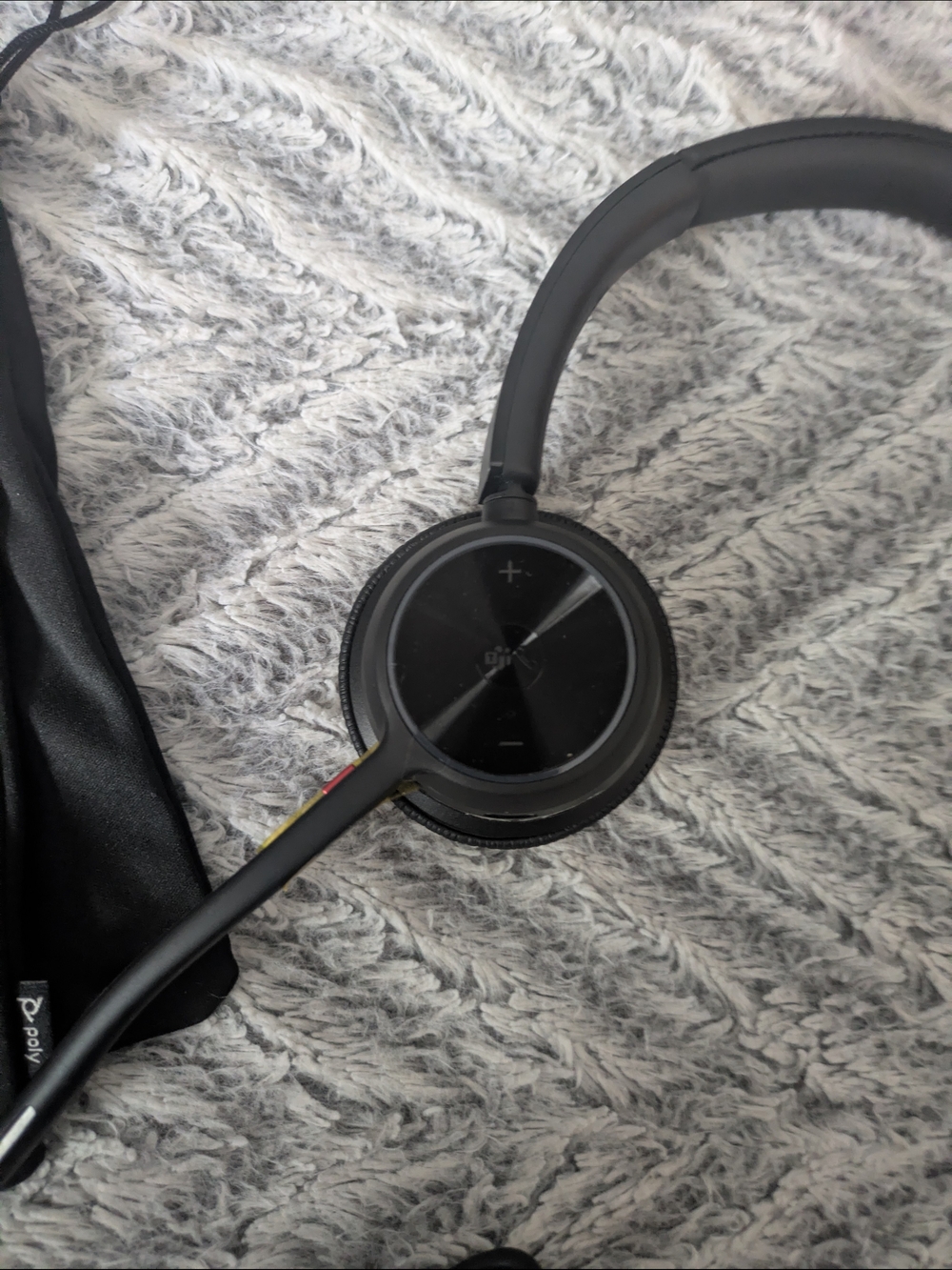 Poly Bluetooth Headset - Picture 4 of 8